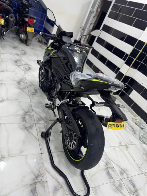 Kawasaki Z900 2024