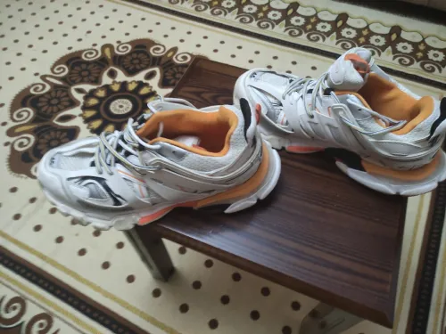 balenciaga white orange ouadkniss