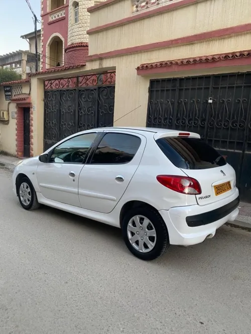 Peugeot 206 Plus 2012 generation