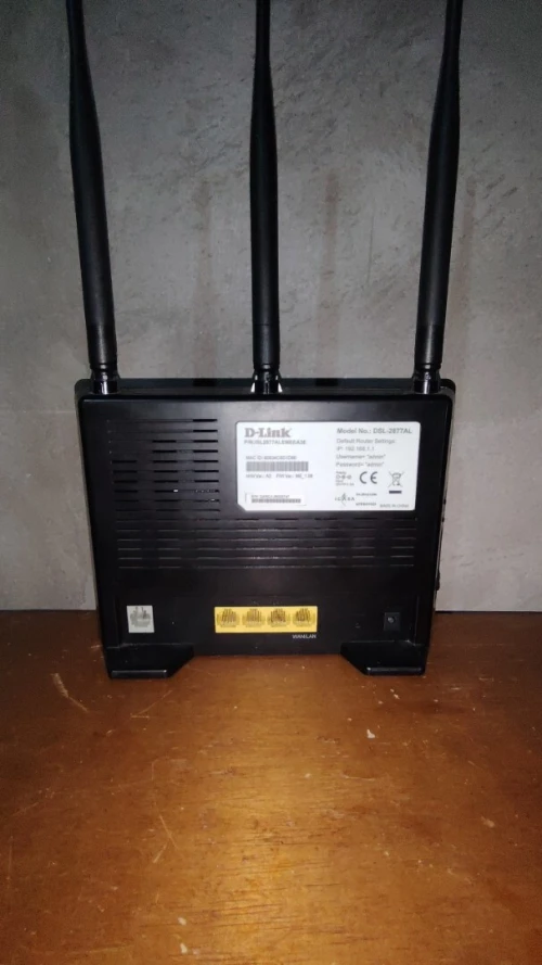 D-Link DSL-2877AL