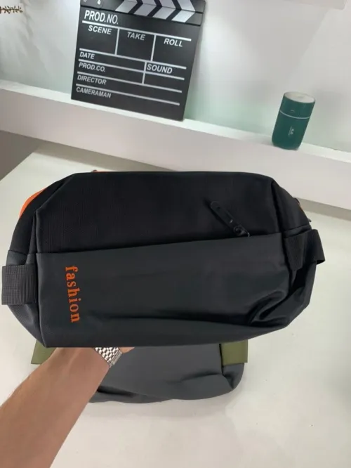 Sac de Poitrine Fashion pour hommes avec bandoulière LX067, حقيبة أغراض حجم كبير