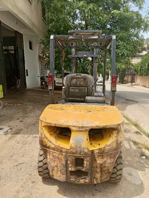 Komatsu 3t Komatsu 3t 2012