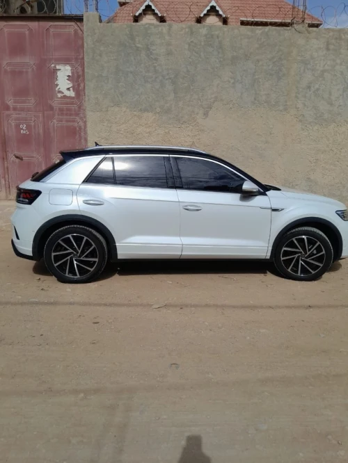 Volkswagen T-Roc 2023 