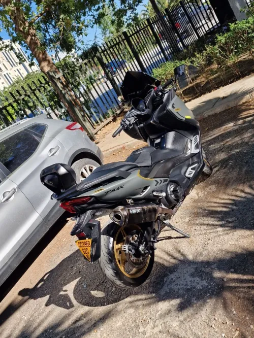 Tmax 560 tech max 2020