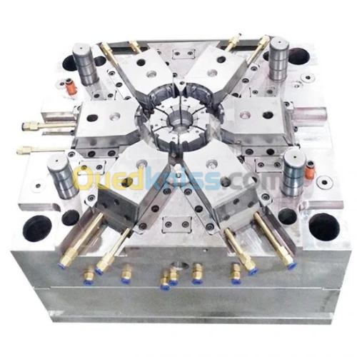 Moule injection plastique et moules industriels