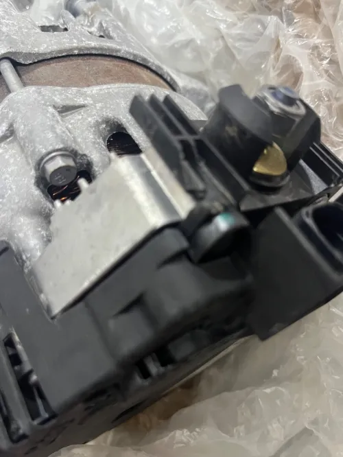 Alternator hybrid Fiat 500