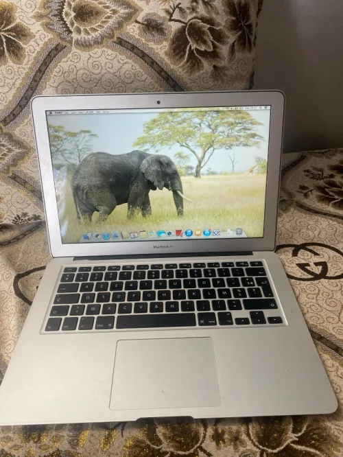 Mac book