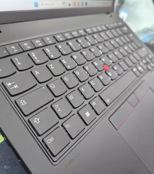 Lenovo ThinkPad L14 Gen 5  Intel Ultra 5 125U  16GB DDR5 Windows 11  État Neuf