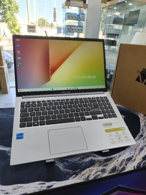 ASUS VIVOBOOK 15 X1502V i5-13500H 16GO RAM 512SSD 15.6 FHD JAMAIS UTILISÉ SOUS EMBALLAGE
