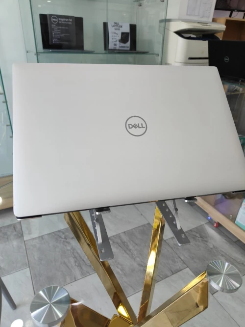 Dell Precision 5530 i7 8th 16gb 256SSD 15,6" FHD