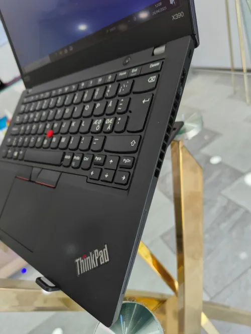 Lenovo Thinkpad x390 I5 8365U 8GO RAM 256SSD 13.3 FHD tactile