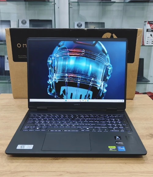 HP OMEN 16 | i7-14650HX | RTX 5060 | 16GB DDR5 | 1TB SSD | 240Hz | NEUF | Gaming Extrême
