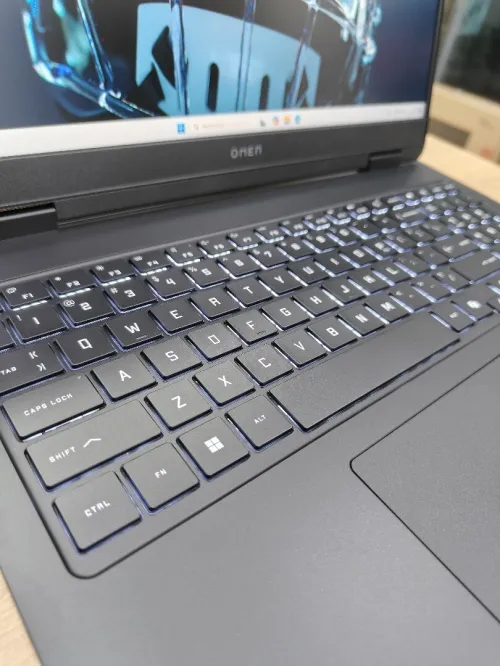 HP OMEN 16 | i7-14650HX | RTX 5060 | 16GB DDR5 | 1TB SSD | 240Hz | NEUF | Gaming Extrême