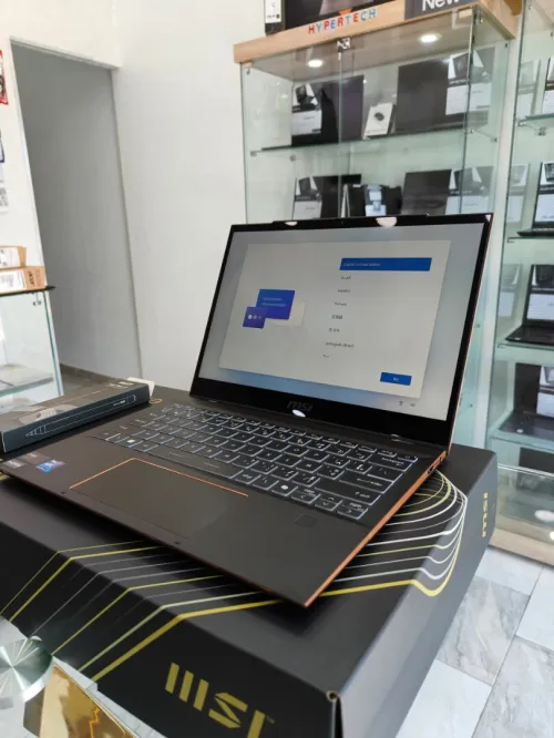 MSI SUMMIT E13 AI EVO ULTRA 7 155H 16GB 1TBSSD 13.3"FHD+ TACTILE 360 ULTRA LEGER NEUF SOUS EMBALLAGE