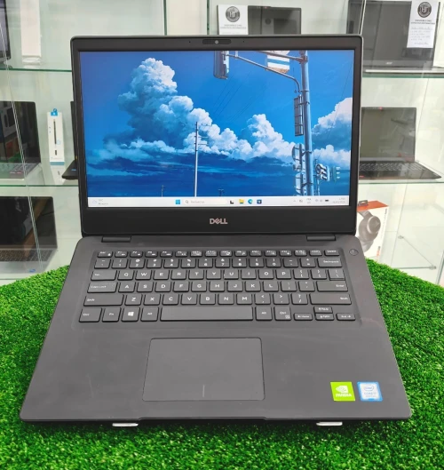 DELL Latitude 3400 Tactile | i7 | 16GB RAM | MX130 2GB | 256GB SSD | Puissant & Fiable