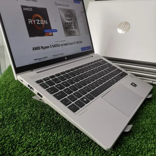 HP PROBOOK 445 G8 RYZEN 3 5425U 8GB 256SSD 14" VEGA6 TRES BON ETAT