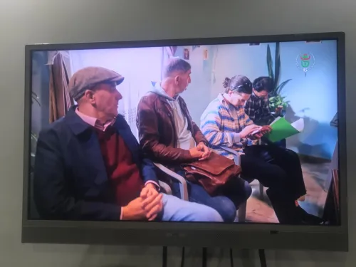 Télévision IRIS 32 POUSSE