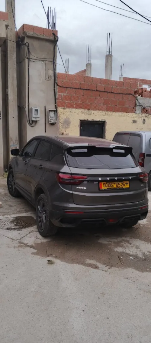 Geely Coolray 2025 