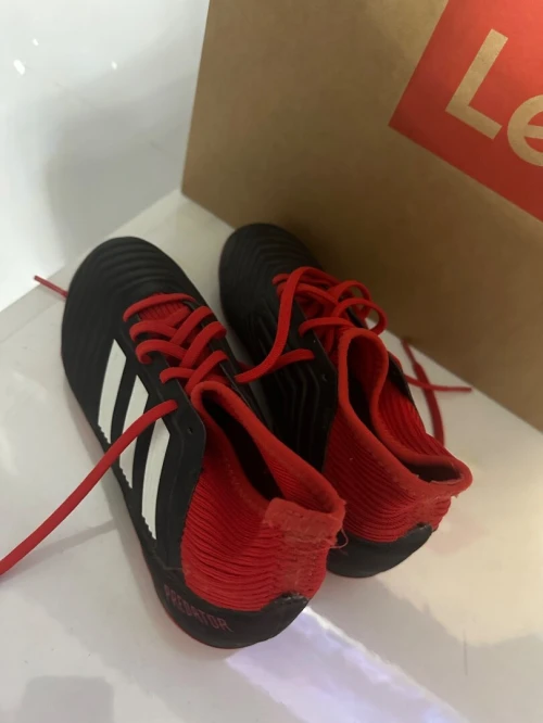 Soulier adidas predator original