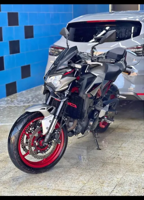 Kawzaki Z900 2023