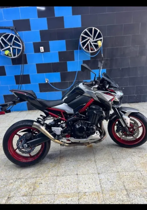 Kawzaki Z900 2023