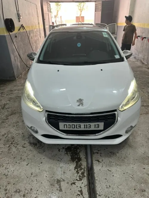 Peugeot 208 2013 Allure