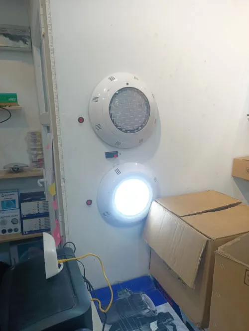 Projecteur Piscine Espagne