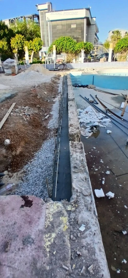 بناء المسابح construction piscine,mosaique margelle piscine robot la Pierre,échelles,Matériels
