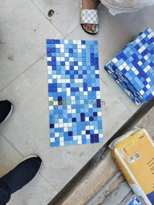  Mosaïque piscine