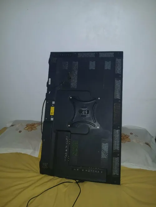 vends téléviseur PLASMA