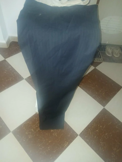 Vente Blouson en cuir  +  costume neuf avec étiquette  à rayures croisé