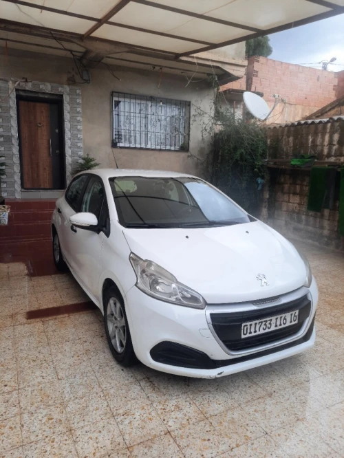 Peugeot 208 2016 Active Facelift
