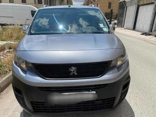 Peugeot Partner 2020 K9