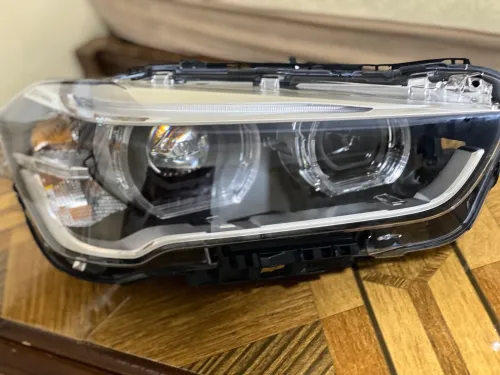  للبيع: طقم قطع أمامية أصلية BMW X1 F48 (2015-2019)