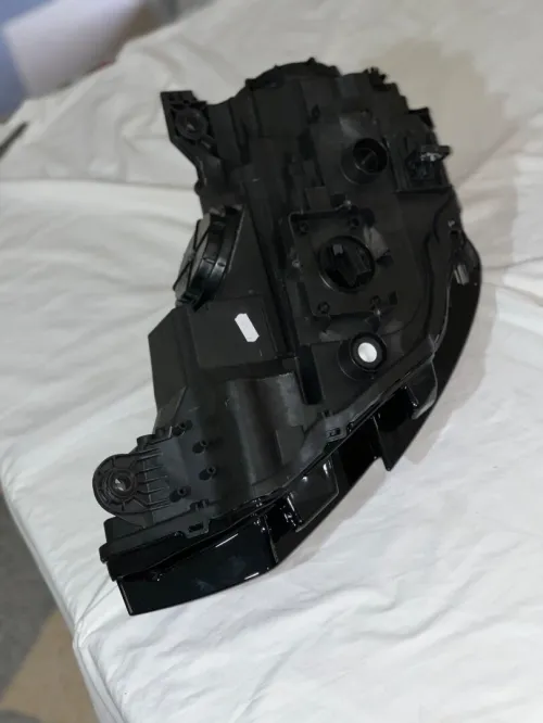 Des projecteurs avant neufe et original 