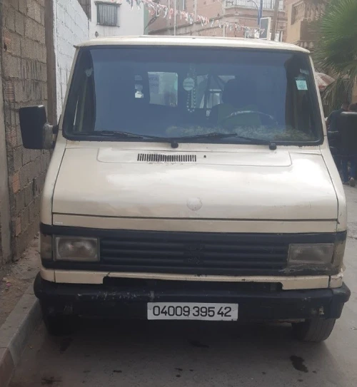 Renault J5 1995