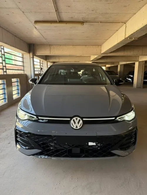 Volkswagen Golf 8 2025 R-Line