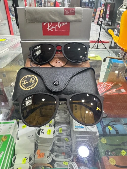 Ray ban original neuf
