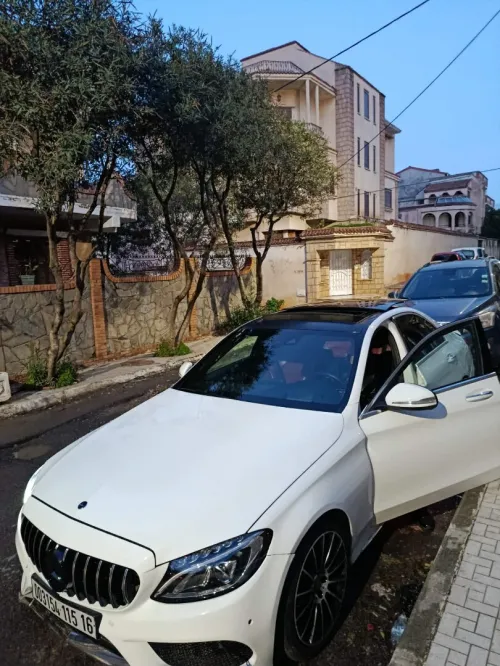 Mercedes Classe C 2015 250 AVANTGARDE Designo