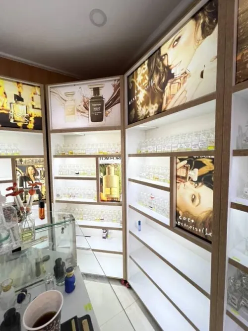 COMPTOIR ET ARMOIRE 