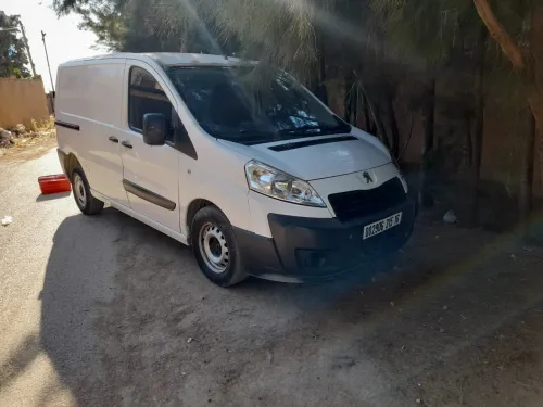 Peugeot Expert 2015