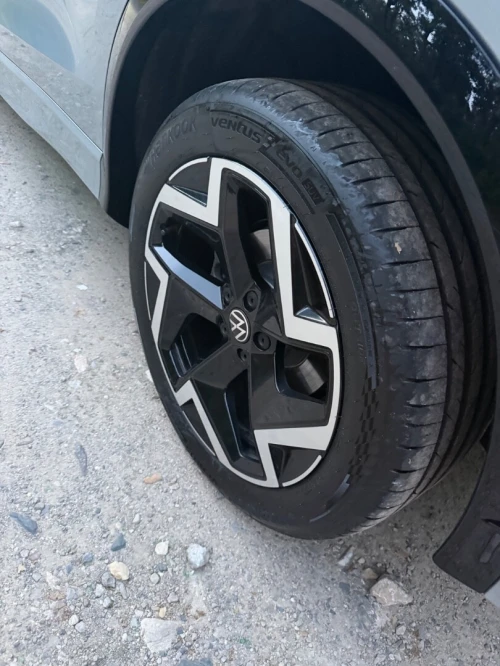 Volkswagen Tiguan 2025 R line