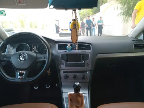 Volkswagen Golf 7 2014 Trendline +