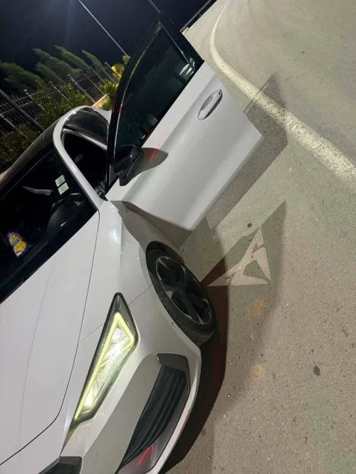 Cupra  Leon 2023 