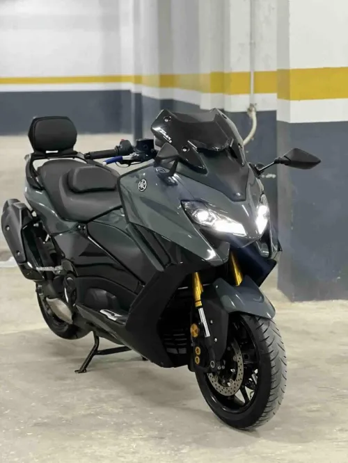 Yamaha Tmax 2023