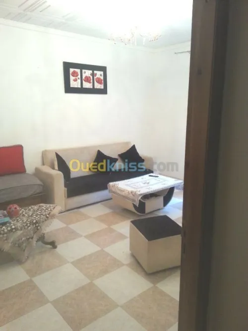 Location Appartement Niveau de villa F3 Alger Draria