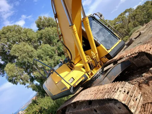 Komatsu Pc210 2013