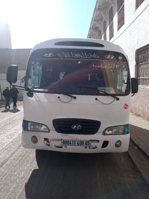 Hyundai Country 2000