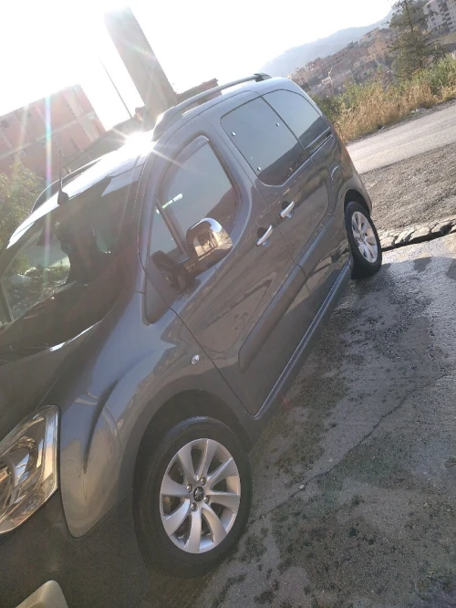 Peugeot Partner 2019 Tepee Allure 