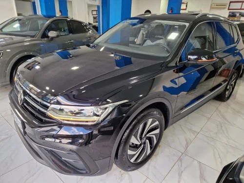 Volkswagen Tiguan 2025 Tiguan L 300 TSI